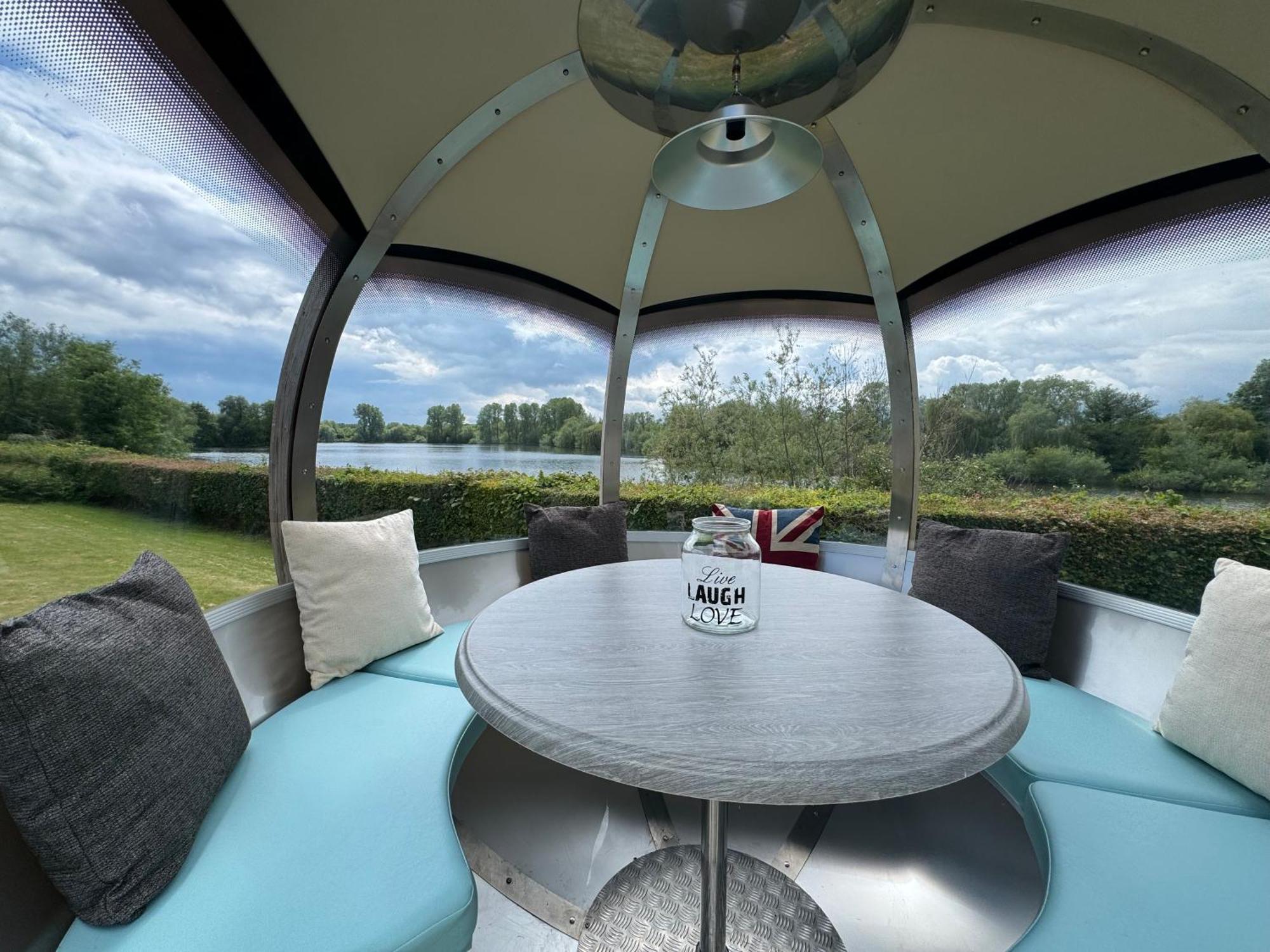 View Retreats Apartment