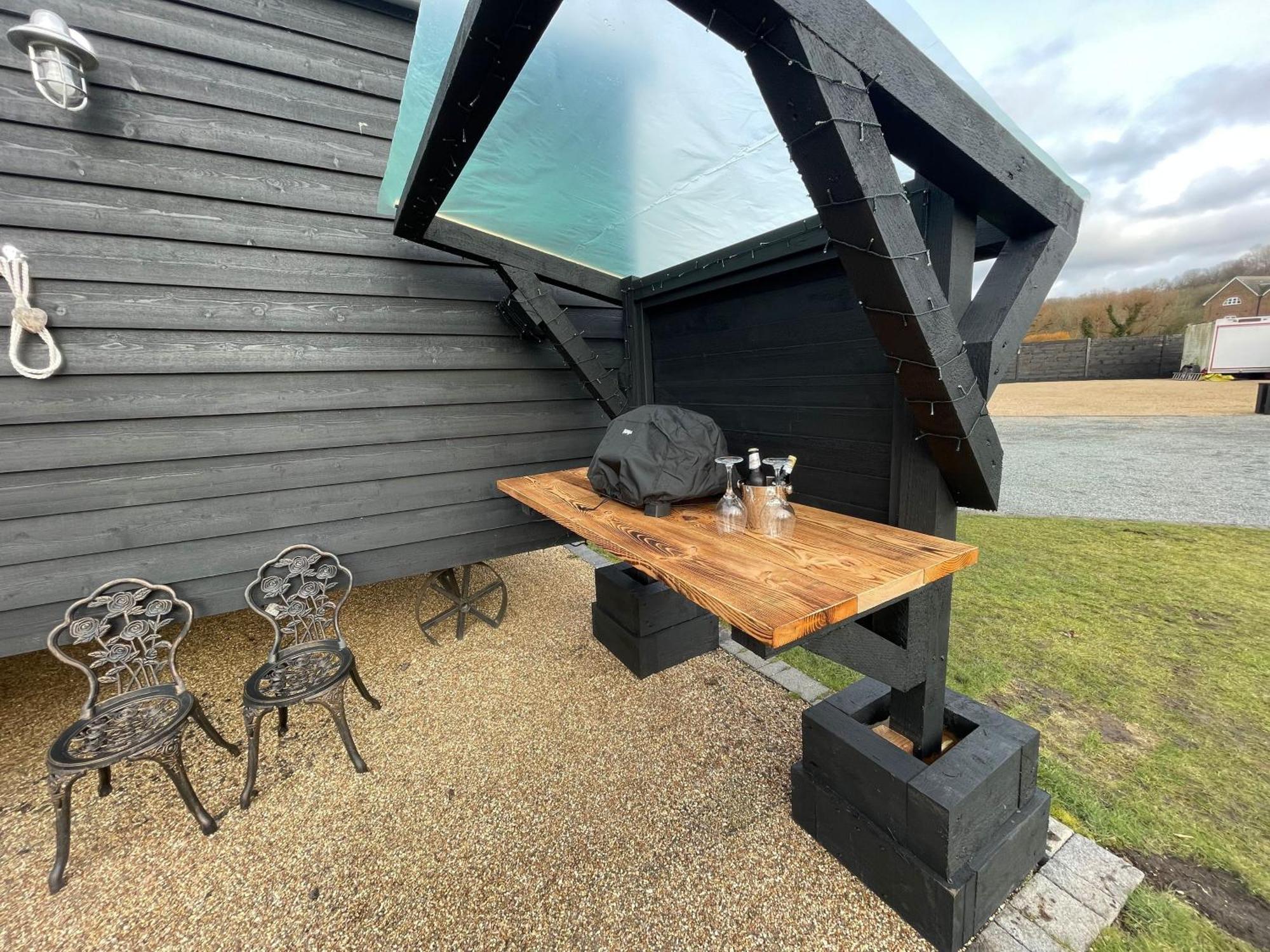 View Retreats * Rickmansworth
