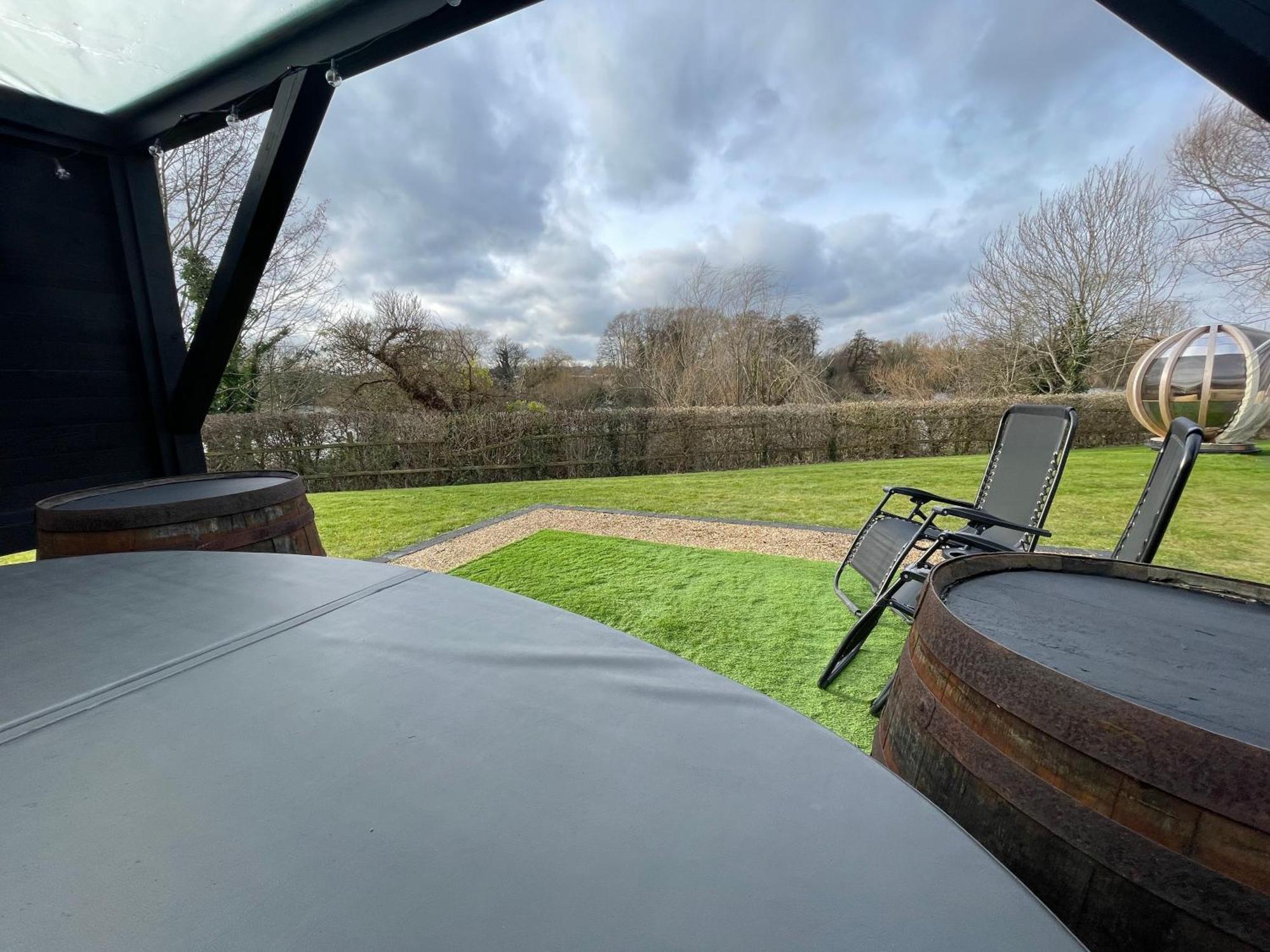 View Retreats Apartment Rickmansworth